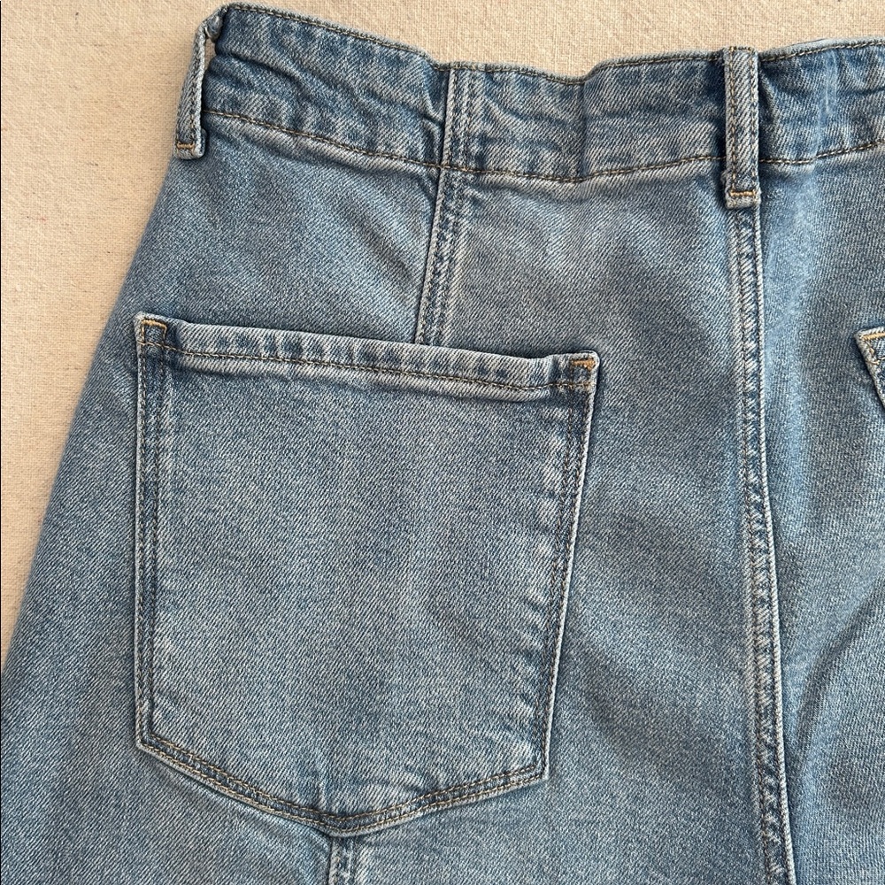 a.n.a. Women’s 12 Blue Hand-Embroidered Floral Distressed Wide Leg Crop Jeans - Picture 10 of 14